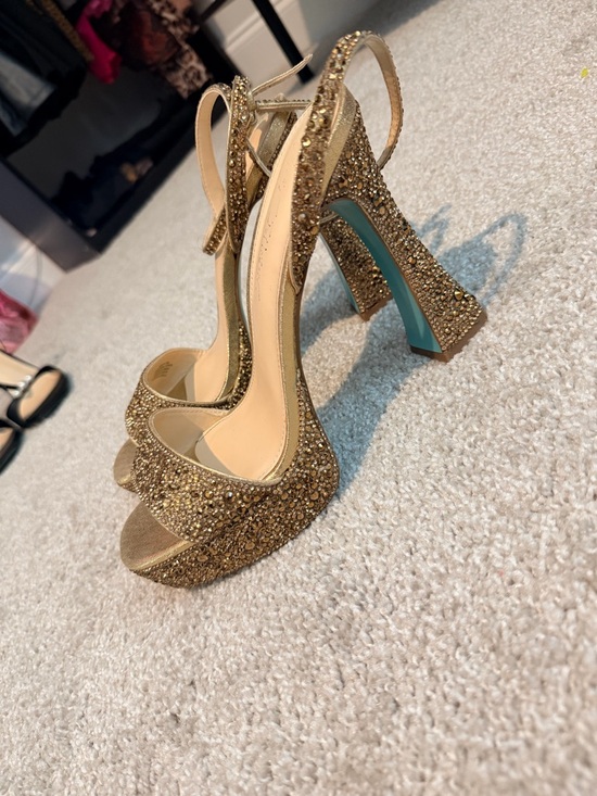 Betsey Johnson Shoes - Betsey Johnson Gold Glitter Platform Slingback Heels